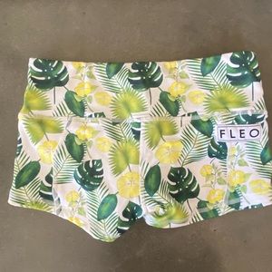 Fleo Shorts - Monstera